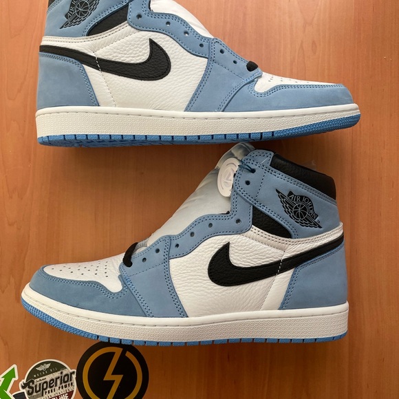 Air Jordan 1 Retro High OG 'University Blue' in size 10 - Picture 5 of 5